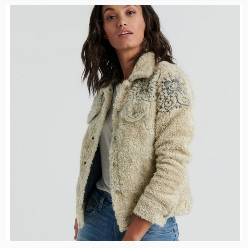 Lucky Brand | Sherpa Tomboy Trucker Jacket
